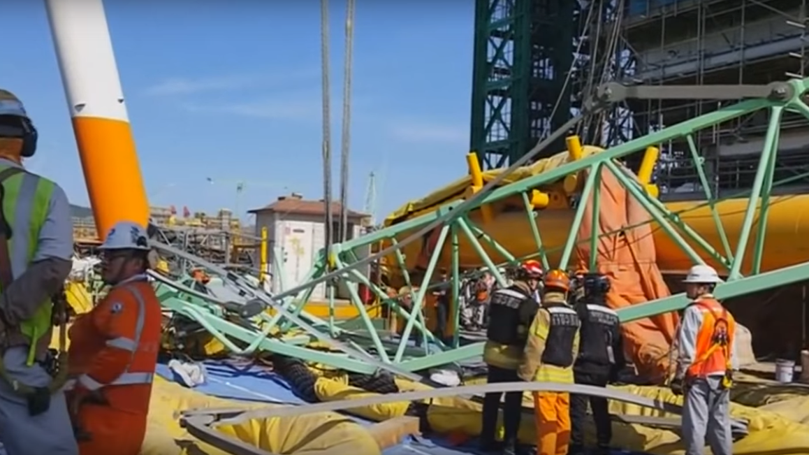 Death Toll Rises in Shipyard Crane Accident